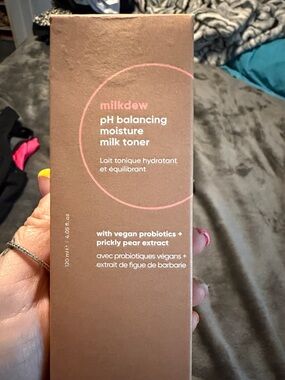 Milkdew pH Balancing Moisture Milk Toner — Pink Beige